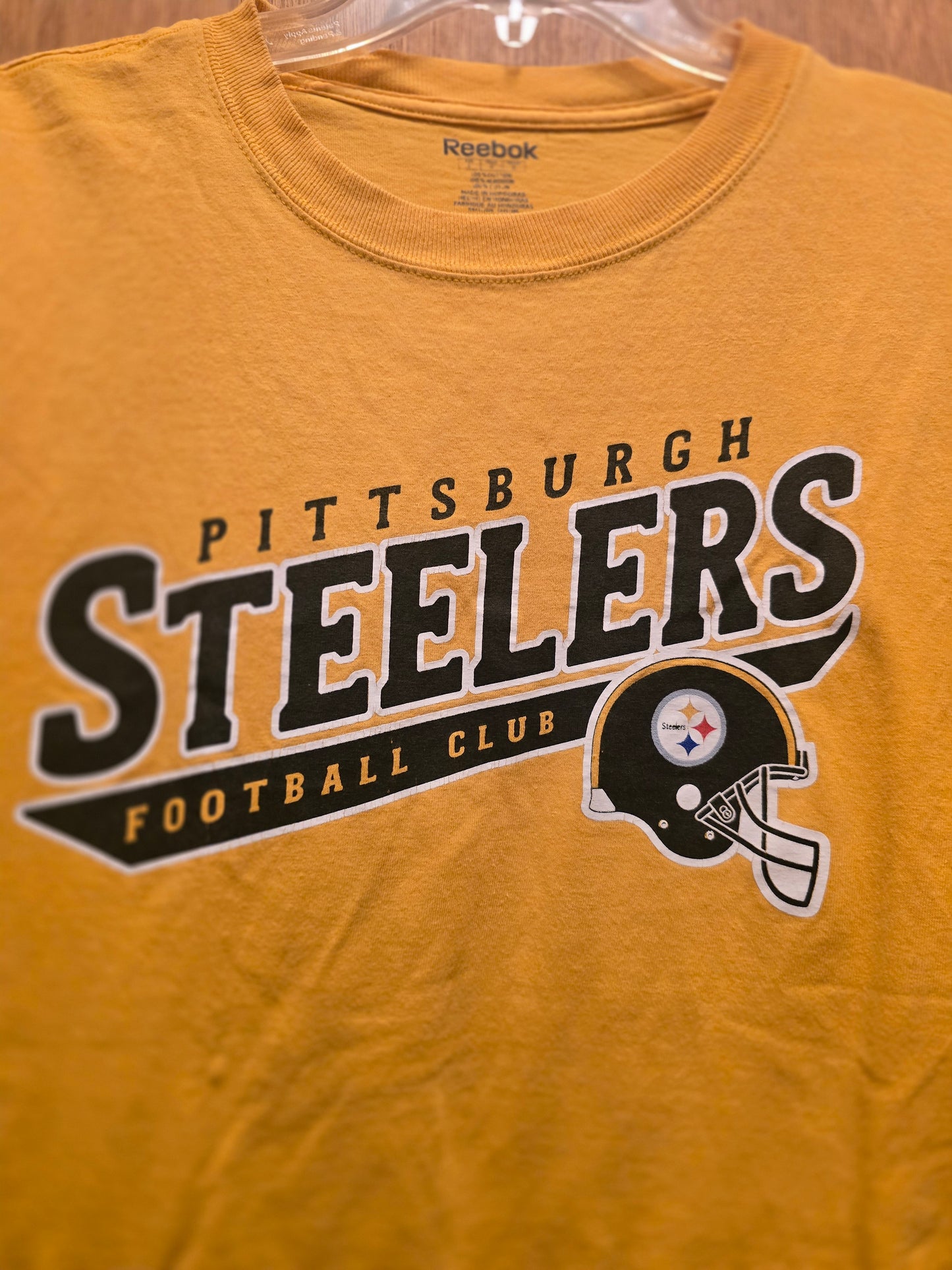 Pittsburgh Steelers T-Shirt Size large. Short sleeve. Cotton. EUC. #steelers